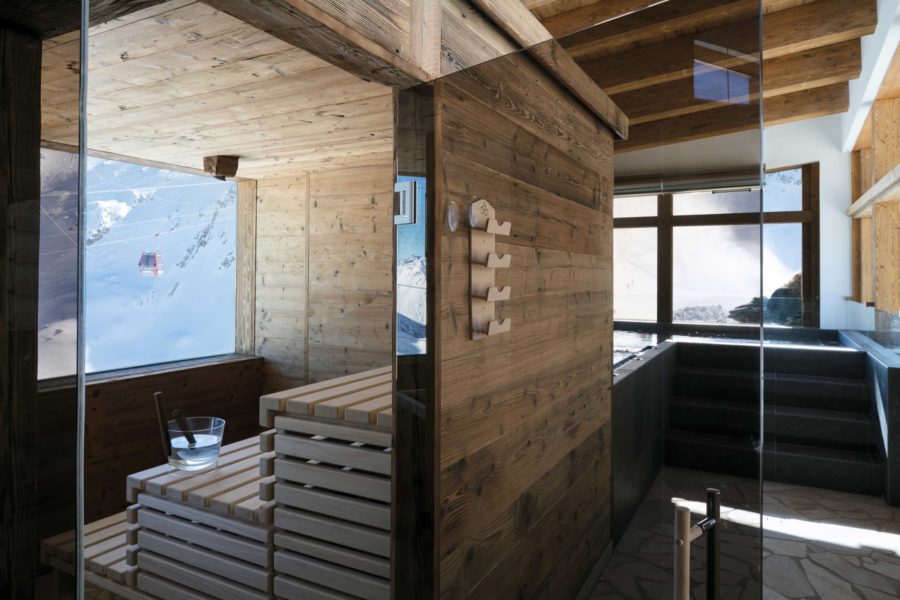 Capanna Presena. Ski resort. Luxury chalet. You can enjoy the spirit-lifting vistas and sybaritic pleasures of an alpine holiday without taking a toll on nature. Here's how...