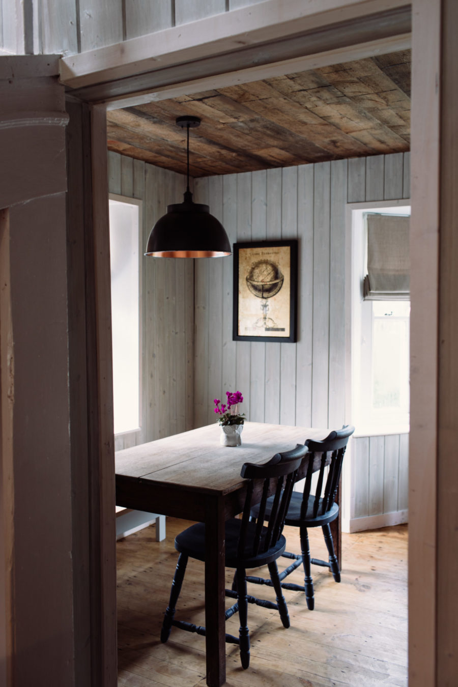 English cottage. Rustic dinning room. If you're on the hunt for sustainable, dog-friendly hotels, travel to these destinations with four-legged friends in tow.